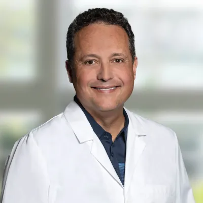 Headshot of Robert W. Santa-Cruz, MD