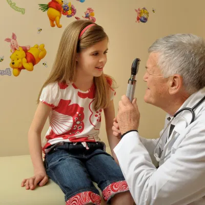 Doctor seeing Patient 