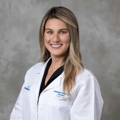 Alejandra Robles, DO