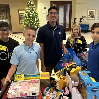 Benito Middle School Students Donate Toys to AdventHealth Tampa