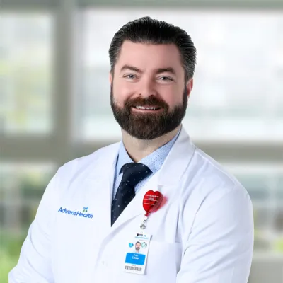 Dr. Evan Lowe Headshot