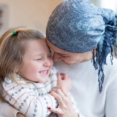 lp-circle-insert-large-westfl-neuro-brain-tumor-mother-cancer-patient-with-daughter