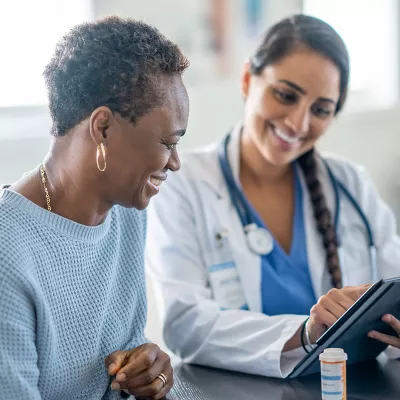 patient talking to a doctor