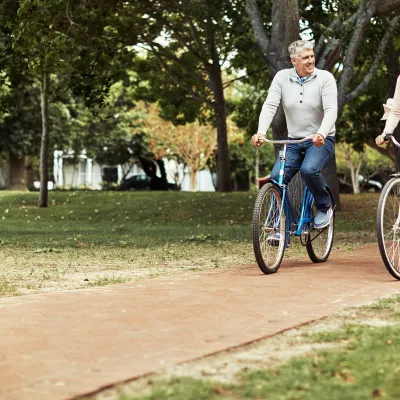 couple riding bikes