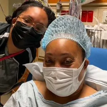 Javonne WIlliams with her daughter just before going into her chemotherapy port surgery on January 18, 2022.