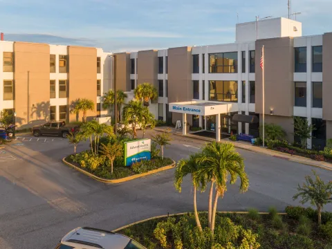 Photo of exterior of AdventHealth Lake Wales