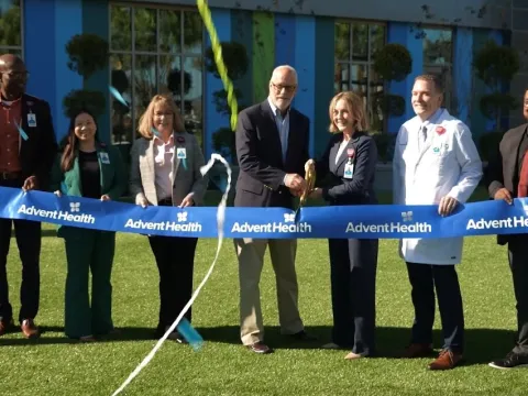 Leaders cut the ribbon on AdventHealth Minneola.