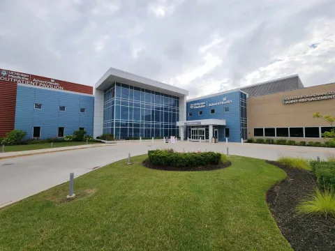 The Center for Advanced Joint Replacement at UChicago Medicine AdventHealth La Grange