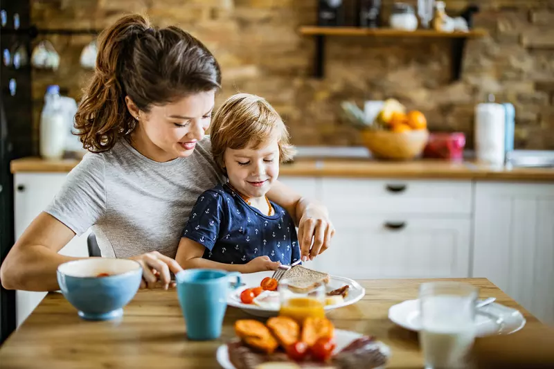 Healthy, Fun Tips for Parents of Picky Eaters | AdventHealth for Children