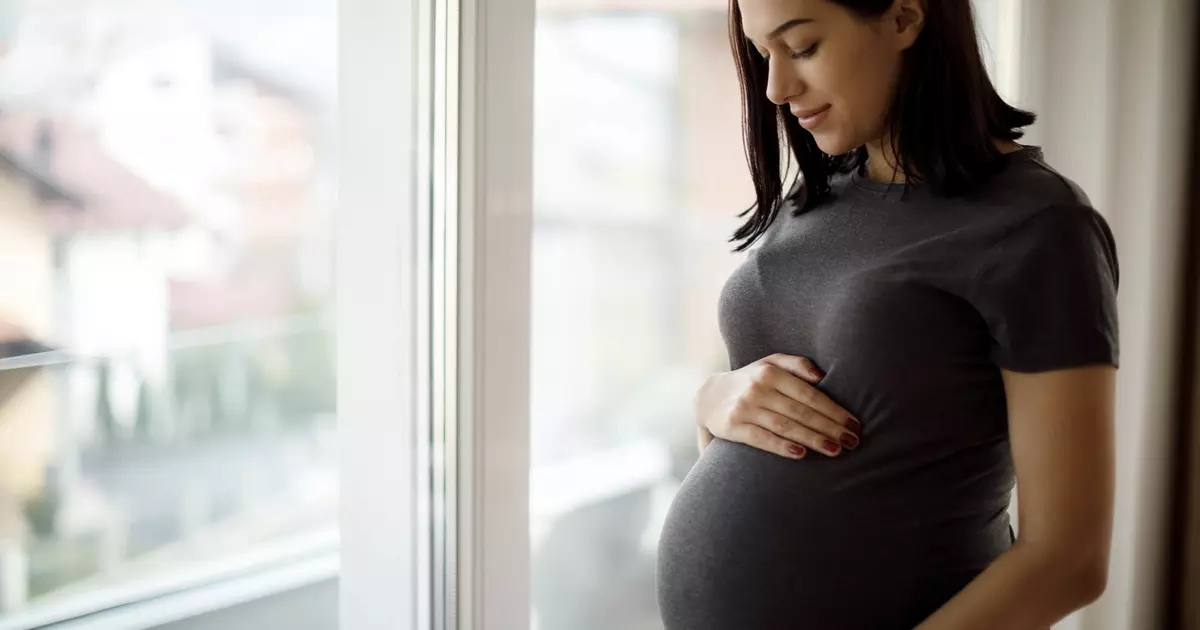 La vacuna contra COVID-19 y el embarazo: Lo que necesita saber