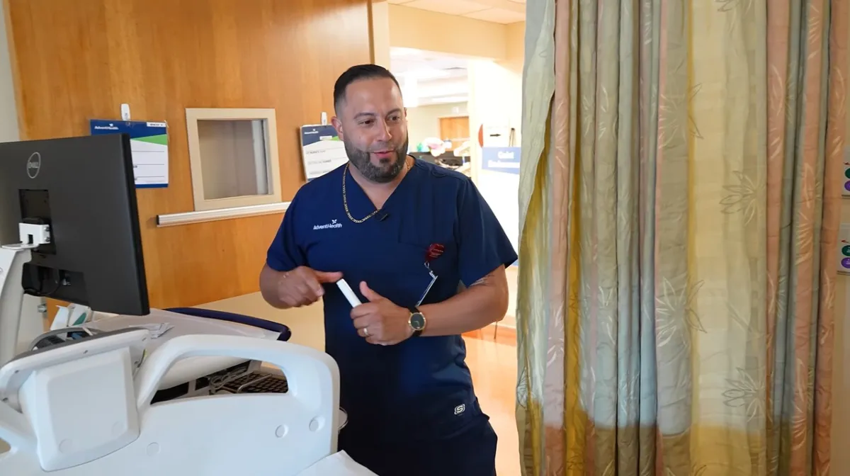 Always smiling, Luis welcomes his patients.