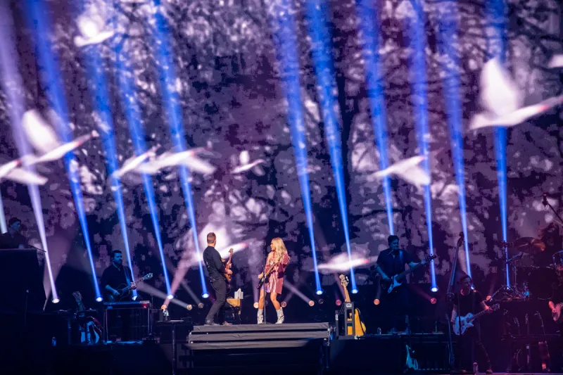 carrie underwood at golden gala 40